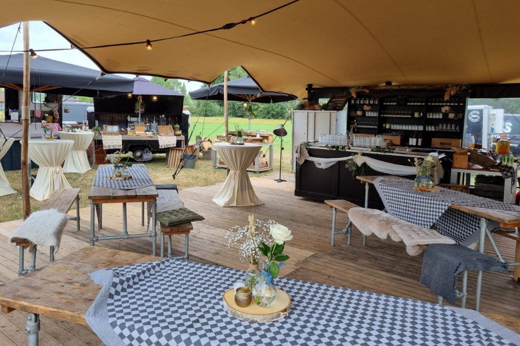 Feest op locatie van De Pofferie
